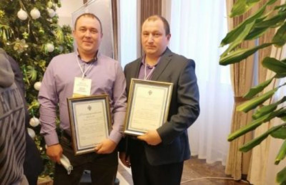 Андрей Травников наградил победителей трудового соревнования в АПК