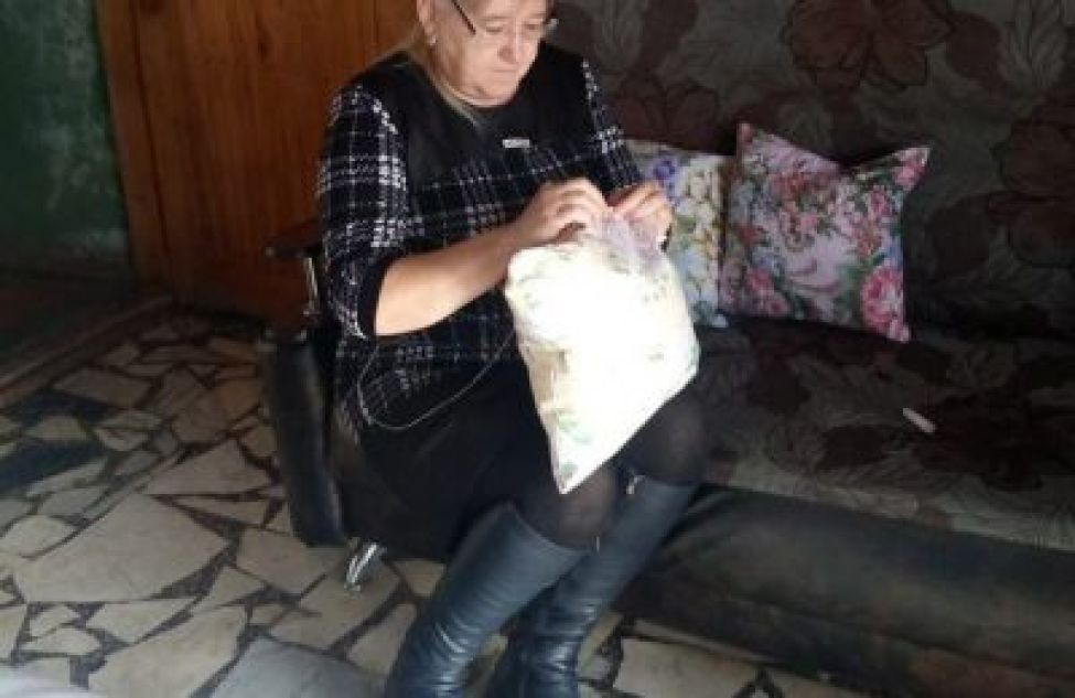 Союзом женщин Тогучинского района создана площадка для пошива туристических сидений для мобилизованных граждан и участников СВО.