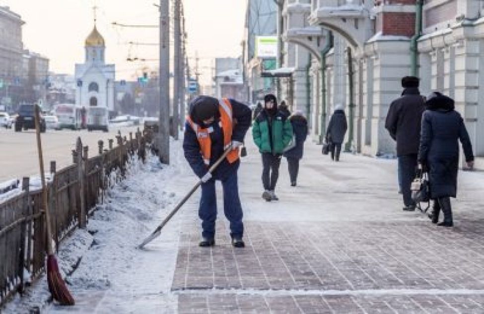 Качество уборки снега на улицах Новосибирска взяли на контроль в прокуратуре