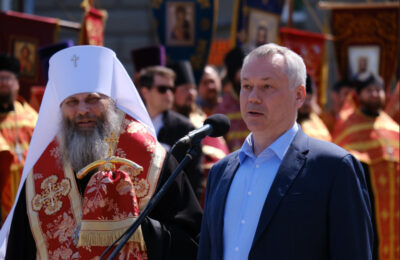 Более 7 тысяч новосибирцев приняли участие в Крестном ходе в честь Дня славянской письменности и культуры