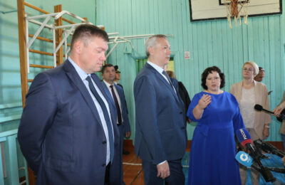 Андрей Травников поддержал решение о строительстве новой школы в Тогучине