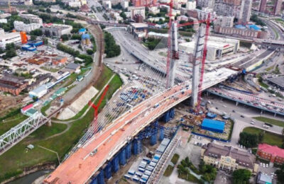 Строители четвертого моста через Обь отчитались о завершении монтажа вантовой системы