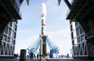 Ракета с российской лунной станцией «Луна-25» летит на Луну