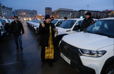 Участковым из районов Новосибирской области вручены новые служебные автомобили