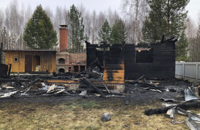 В Тогучинском районе сгорели две бани. Одну из них подожгли