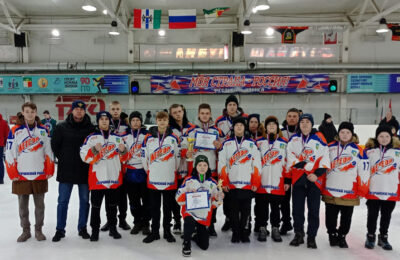 Тогучинские хоккеисты из «Метеора» стали призерами всероссийских соревнований «Золотая шайба»