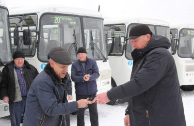 Восемь новых автобусов поступили в Тогучинское автотранспортное предприятие