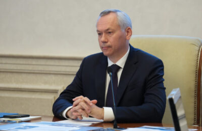 Губернатор Андрей Травников призвал государственных и муниципальных служащих перечислить часть заработка на нужды СВО