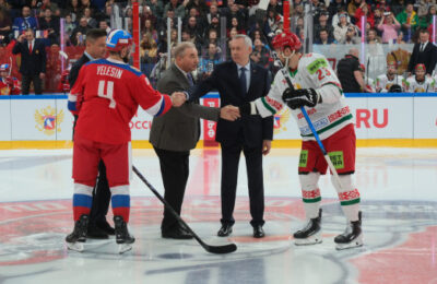 Андрей Травников и Владислав Третьяк приветствовали участников и зрителей Кубка Первого канала